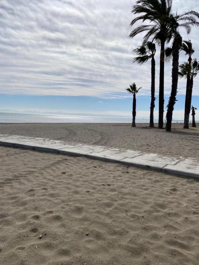 Stylish 3 Bed House 2 Bathrooms, With Patio, Roof Terrace And Communal Pool 5 Minutes Away From The Beautiful Spanish White Village Of Casares Pueblo And Only 20 Mins From The Sea Zewnętrze zdjęcie